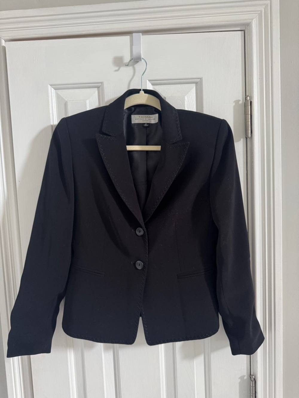 Tahari Black Jacket w/ Beautiful Stitching